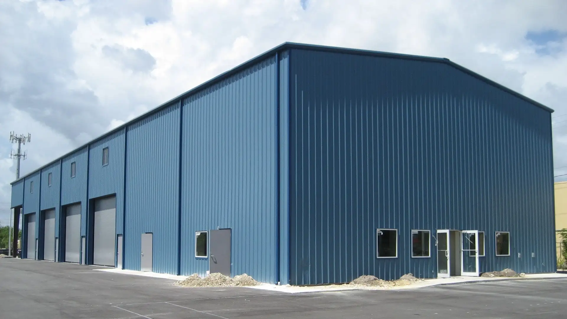 The Benefits of Custom Barns for Wisconsin Property Owners
